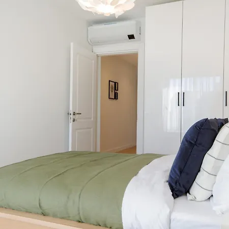 Apartment Sleek Flat 5 Min To Marina Çeşme